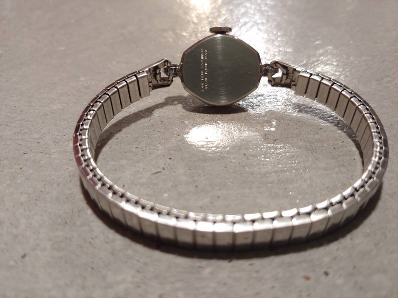 Vintage Timex Ladies Wrist Watch With Speidel USA Stretch Band Etsy