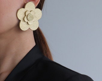 Large gold flower leather stud earrings | Statement earrings | Sustainable jewelry | Gift for her | Hypoallergenic
