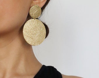 Large gold leather double circle earrings | Gold statement earrings | African earrings | Minimal geometric earrings | Hypoallergenic