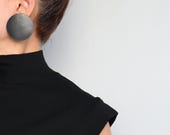 Grandes boucles d'oreilles disque en cuir noir | Gros clous noirs tendance | Hypoallergénique