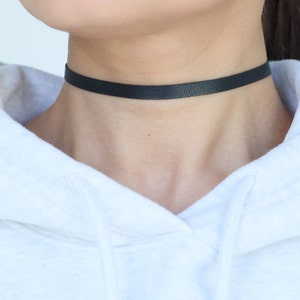 Black thin genuine leather choker necklace Basic everyday choker Made to size Stainless steel clasp image 5