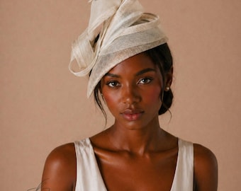 Mist Grey Fascinator Headpiece, Derby Accessory, Wedding Guest Hair Piece