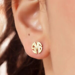 Pendientes de botón personalizados con monograma, redondos, de acero inoxidable, estilo bohemio.