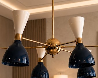 Lámpara de araña de lujo de estilo moderno de mediados de siglo para comedor | Lámpara de techo azul marino y latón | Elegante lámpara colgante contemporánea.