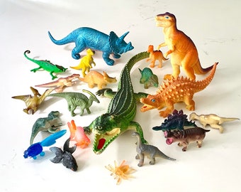 Vintage Plastic Animals Lot of 21 Figurines Dinosaurs Fish Lizard Spider Hippo 90's Toys Assemblage Supply