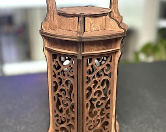 Linterna de madera de fantasía