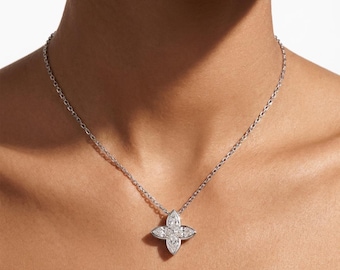 925 Sterling Silver Clover Necklace | Moissanite Clover Pendant | 18K Gold Four Leaf Clover Necklace | 4 Leaf Clover Pendant