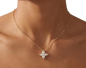 18K Gold Clover Necklace | Moissanite Clover Pendant | Four Leaf Clover Necklace | Sterling Silver Clover Necklace