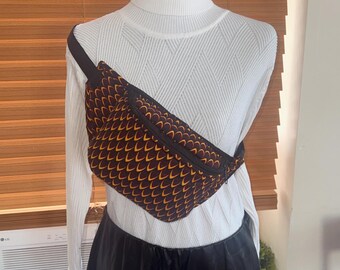 手作りのアンカラ柄ファニーパック、アフリカンプリントのクロスボディベルトバッグ