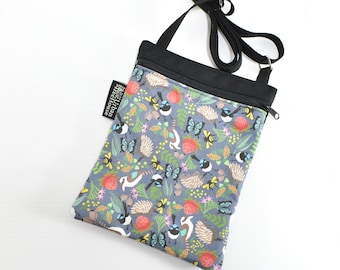 Cross body bag. Australian flora and fauna. Small crossbody cell phone purse. mobile. iPhone. Samsung.