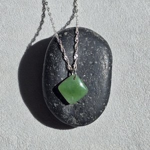 Sterling Silver Green Nephrite Jade Pendant Necklace