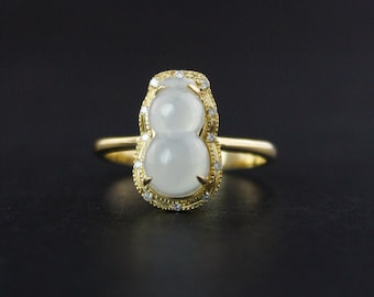 Icy White Jadeite Gourd Ring – Good Luck Ring – 18KT Yellow Gold