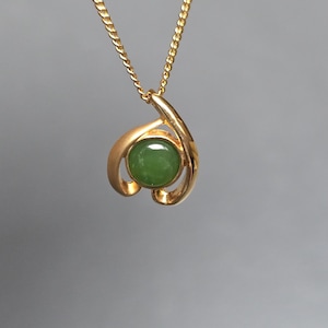 Gold Plated Nephrite Jade Pendant Necklace