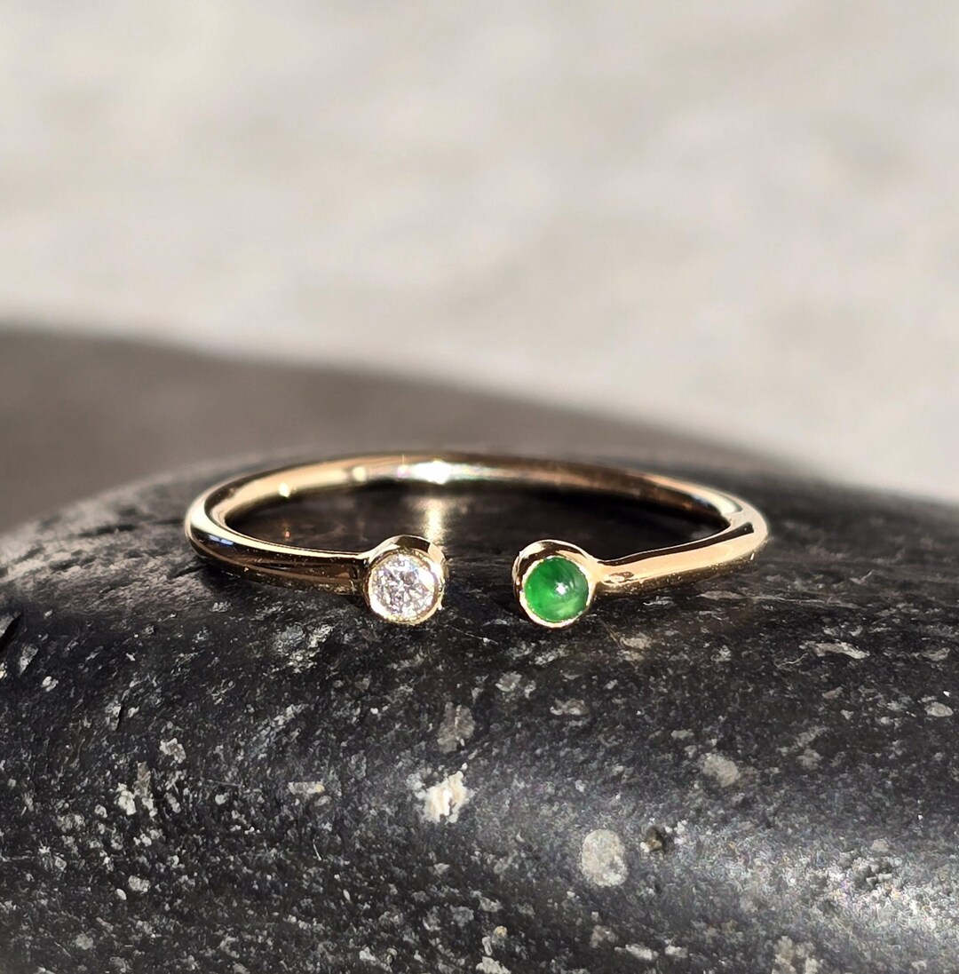Anillo de jade helado verde esmeralda con diamantes, oro de 14 kt