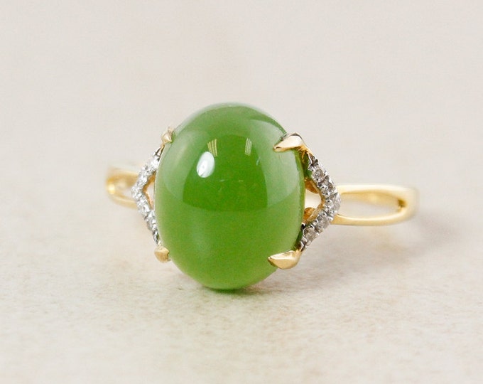 Siberian Nephrite Jade Ring White Diamond and 18KT Gold - Etsy