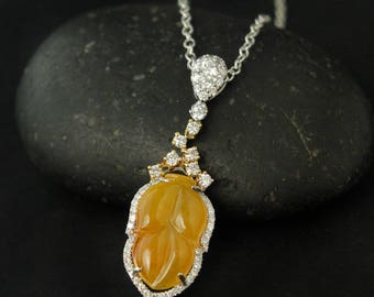 Natural Golden Honey Jade Pendant Necklace – Diamond Setting