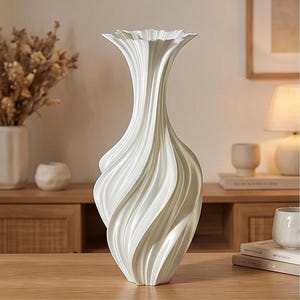 Swirl vase