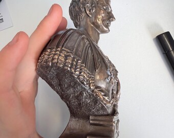 Roman Emperor Bust Julius Caesar – Bronze Effect Sculpture – Ancient Rome Decor – Caesar Statue – Luxury Souvenir from Rome