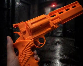 Nuevo revólver alado 1:1 - Resident Evil