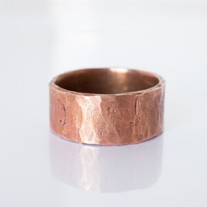 Ring Band Ring Forged Hammered Copper Rustic Wedding 7th Anniversary Casual Formal R111