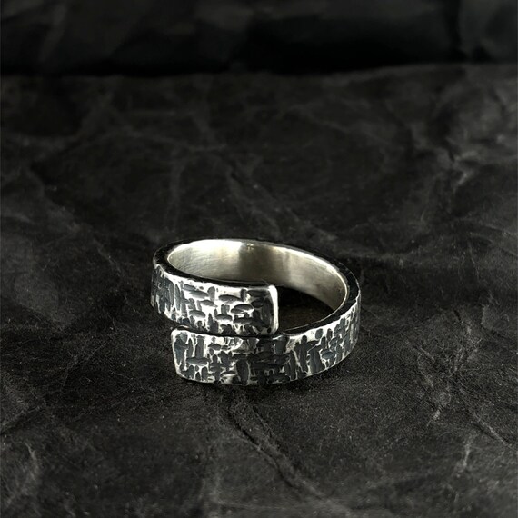 Silver Bypass Ring Textured Rustic Minimalist Size Adjustable Men or Women R128