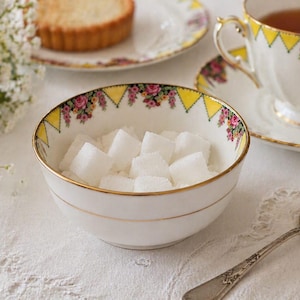 Vintage Paragon Zuckerdose Gelb Floral Offene Zuckerdose Passende Tee-Set Stücke Verfügbar Englisch Bone China