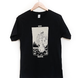 Death Card, Pilz-T-Shirt aus Bio-Baumwolle