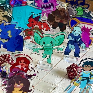 Miniaturas acrílicas para D&D - Doble cara con bases de tamaño estándar de D&D - Disponibles en lotes