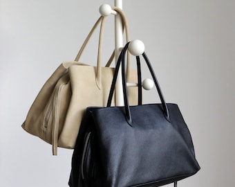 Stor läderväska, svart, slät lädermocka, beige axelväska, lös arbetsväska, lyxig vardagsreseväska, present till henne