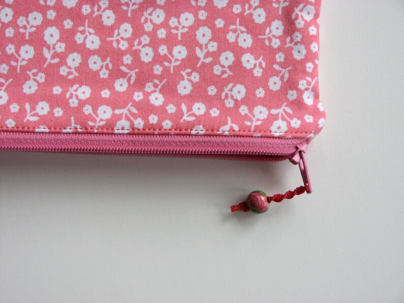 Small zippered bag white flowers/pink cotton bag-black /white stripe interior coin purse purse organizer handmade clay bead pull tab image 3