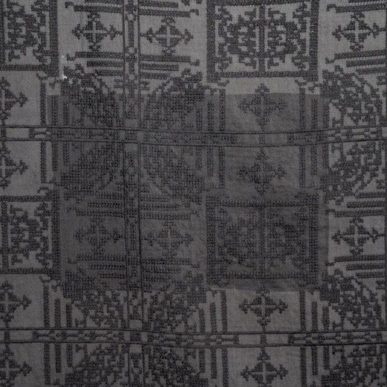 HEISHIZI - tissu soie coton brodé au point de croix vintage - 135 cm de large par mètre image 2