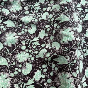 DDHBHH - 20 momme Floral Print Silk Crepe de Chine Fabric - 140cm wide by the Yard