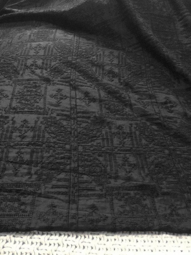 HEISHIZI - tissu soie coton brodé au point de croix vintage - 135 cm de large par mètre image 4