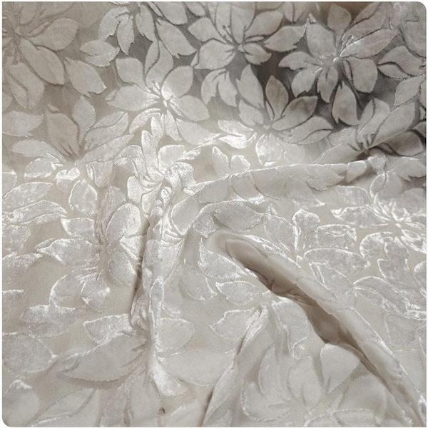 YUEGBAI - Schöner Ausbrenner Seidensamt Stoff mit Blumenmuster - 140 cm breite Masse