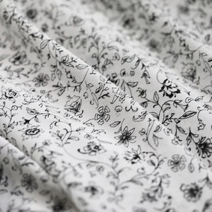 SUYAHEI - 14 momme Floral Print Silk Crepe de Chine Fabric - 138cm wide by the Yard
