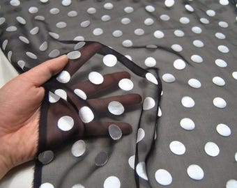 BAIHEIDI - Tecido de cetim devoré de seda transparente com bolinhas brancas e detalhes em preto - 138 cm de largura por jarda