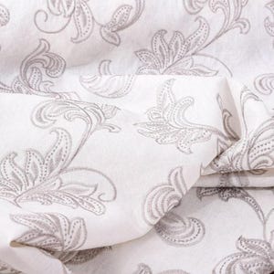 Beautiful Embroidered Linen Fabric/51"/130cm/100% Linen Fabric/for Dresses/Shirts/Blouse-Fabric By the Yard