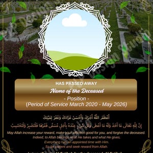 Op de afbeelding: Een herdenkingskaart met een begraafplaatsachtergrond, een centrale fotolijst en bloemmotieven. Tekst omvat "HAS PASSED AWAY", de naam van de overledene en een periode van dienst. De kaart bevat Arabisch schrift en Engelse tekst.