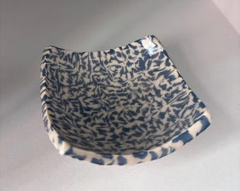 Portagioie in ceramica Nerikomi / Argilla marmorizzata blu e bianca / Portagioie quadrato organico
