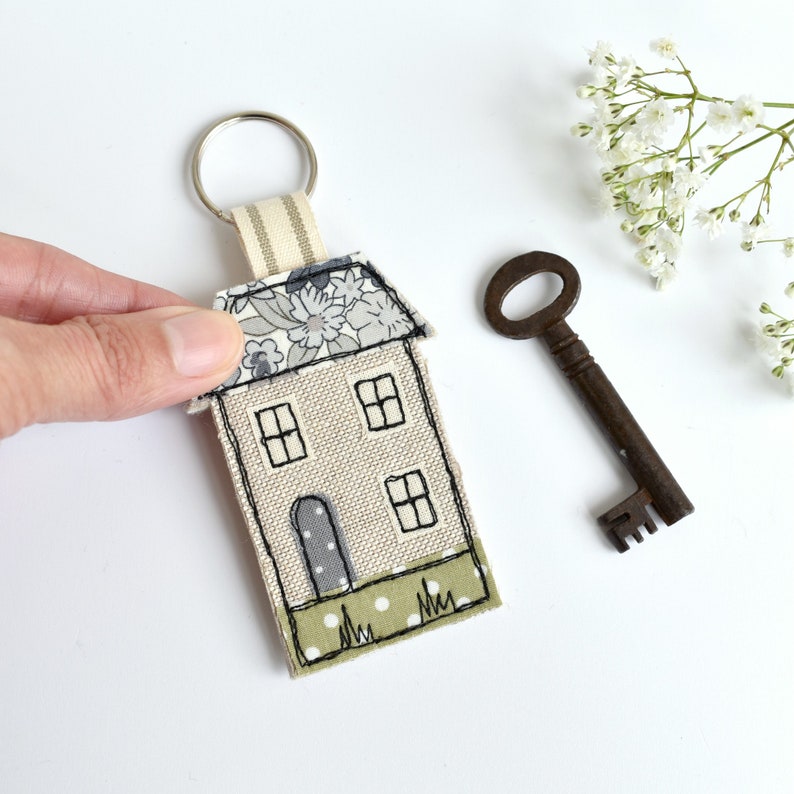 House embroidered keychain, house keyfob, house key ring, house keychain, house warming gift, new home gift, embroidered house keyring image 4