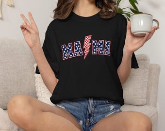 Mama Lightning Bolt Americana skjorta i bekväma färger | Avslappnad mamma-t-shirt