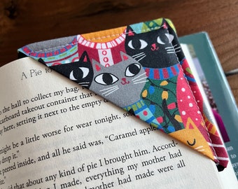 Christmas Cats Corner Bookmark