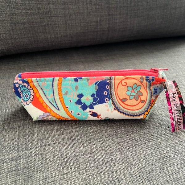 Paisley Zipper Pouch