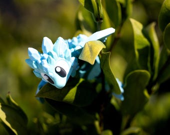 Articulated Crystal Lizard Fidget Toy | Cadence Creatures Desk Pet Collectible