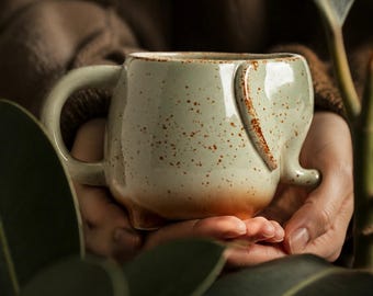 Taza de cerámica hecha a mano con diseño de elefante moteado – Taza de café con diseño de animal de granja