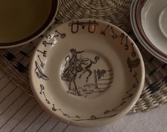 Plato de viajero western vintage de Tepco / Vajilla de restaurante vaquera / Marrón sobre beige