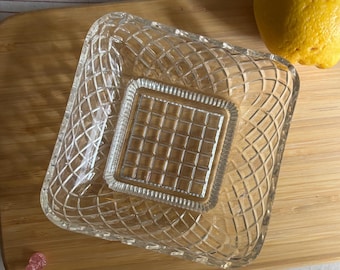 Bol para servir de vidrio Federal Glass vintage con diseño de celosía de diamante, frutero de vidrio prensado de mediados de siglo.