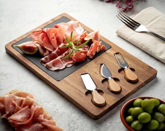 Tagliere per salumi personalizzato in ardesia di acacia, piatto da portata per formaggi personalizzato con incisione, regalo per l'inaugurazione della casa, tagliere per salumi unico, regalo per la casa