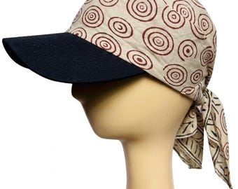 Gorro tipo bandana estampado a mano, pañuelo de algodón con cierre ajustable y visera negra, gorra de sol ajustable, tocado bohemio para hombres y mujeres.
