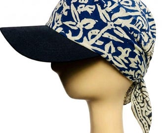 Visera tipo bandana de algodón con estampado a mano, sombrero de verano bohemio con estampado floral azul.